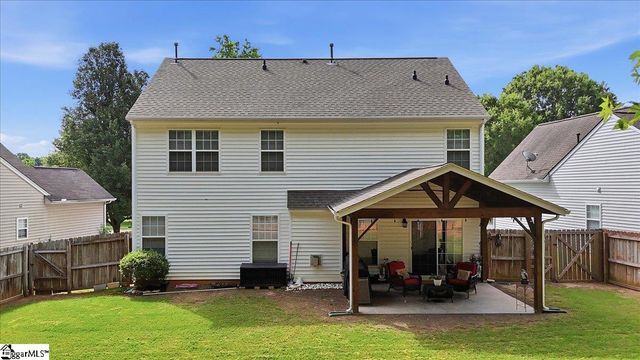 696 Timber Walk Drive, Simpsonville, SC 29681