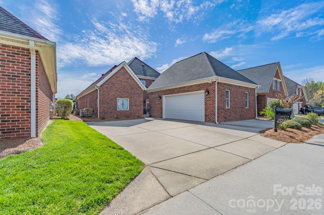 213 Wrenfield Mill, Rock Hill, SC 29732