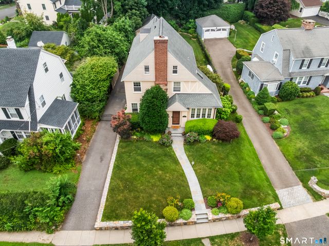 400 Buena Vista Road, Fairfield, CT 06825