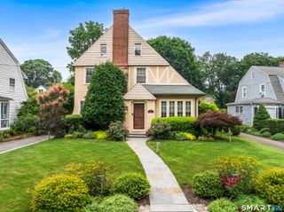 400 Buena Vista Road, Fairfield, CT 06825
