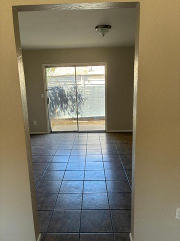 10641 N 15th Avenue Apt B, Phoenix, AZ 85029