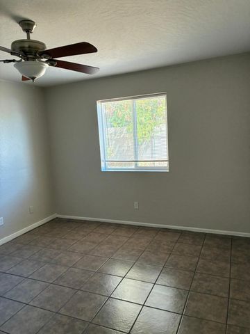 10641 N 15th Avenue Apt B, Phoenix, AZ 85029