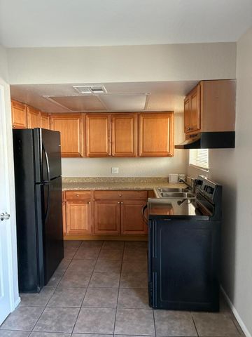 10641 N 15th Avenue Apt B, Phoenix, AZ 85029