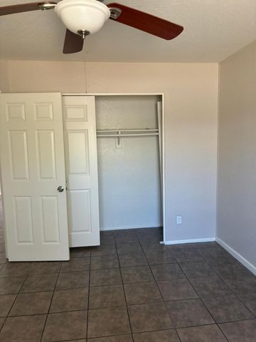 10641 N 15th Avenue Apt B, Phoenix, AZ 85029