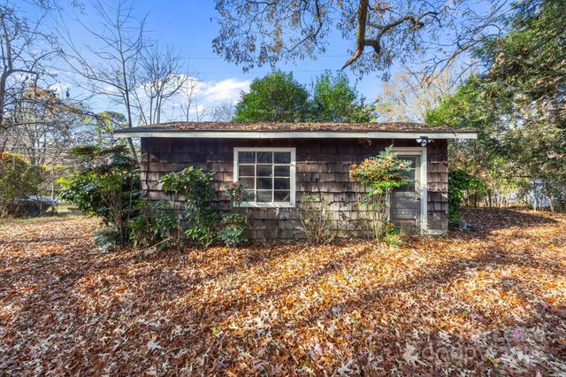 7010 Monroe Road, Charlotte, NC 28212