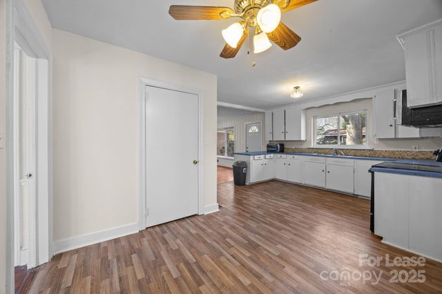 7010 Monroe Road, Charlotte, NC 28212