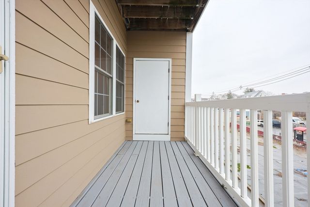 8 Walnut St 209, Peabody, MA 01960