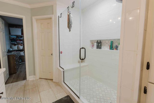 2000 Stonehendge Drive, Brandon, MS 39042