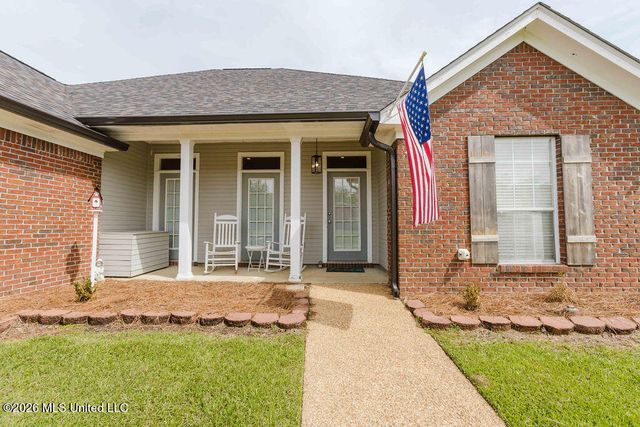 2000 Stonehendge Drive, Brandon, MS 39042