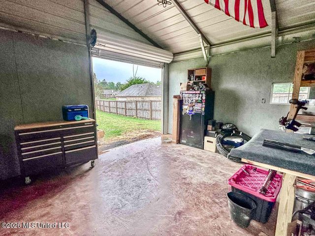 2000 Stonehendge Drive, Brandon, MS 39042