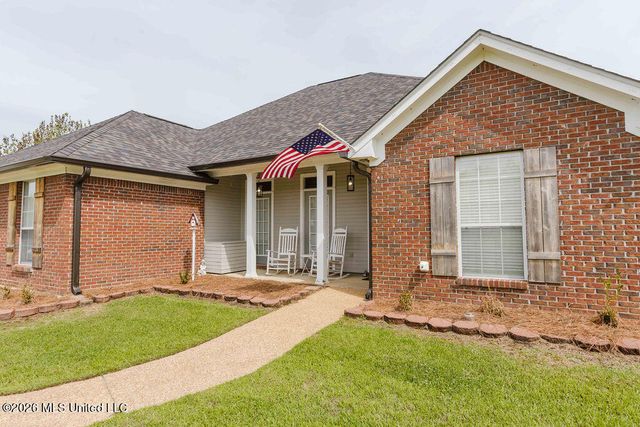 2000 Stonehendge Drive, Brandon, MS 39042