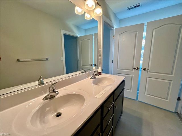 1019 Egret LN, Suffolk, VA 23434