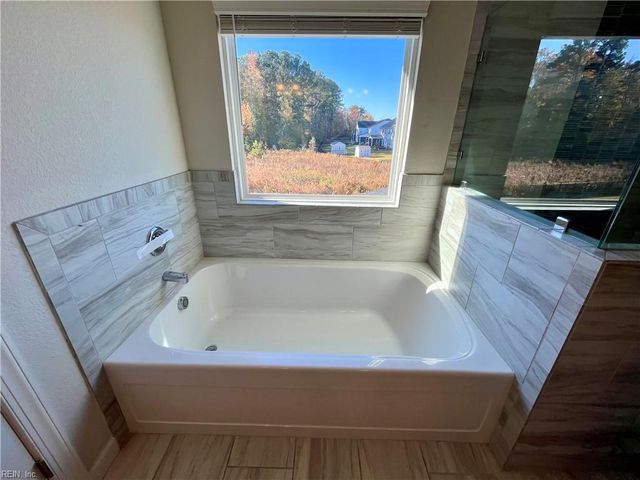 1019 Egret LN, Suffolk, VA 23434