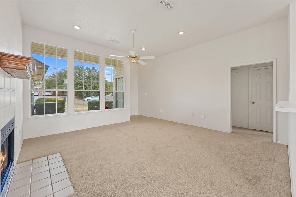 419 Strata Drive, Denton, TX 76201 — photo 5