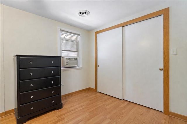 3301 N Ozanam Avenue, Chicago, IL 60634
