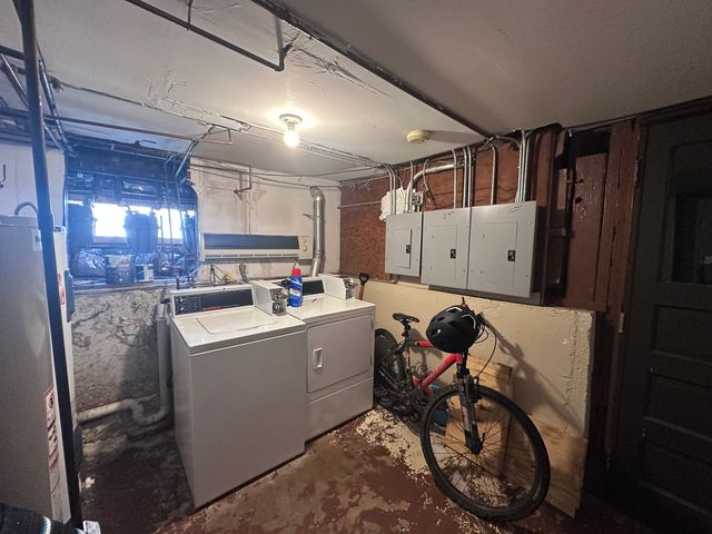 3301 N Ozanam Avenue, Chicago, IL 60634