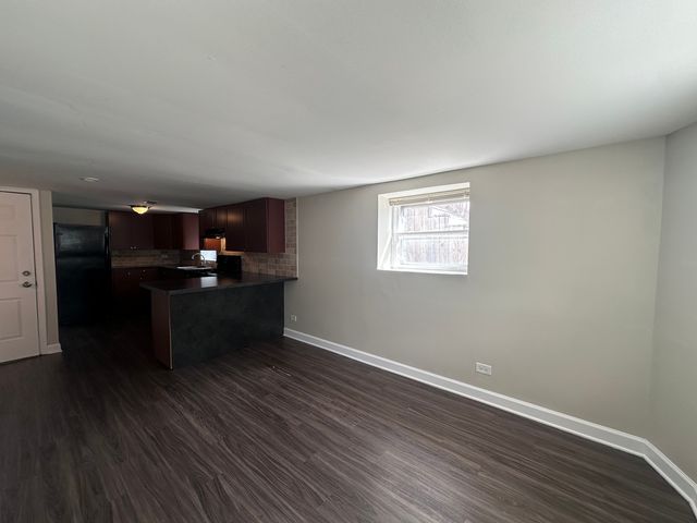 3301 N Ozanam Avenue, Chicago, IL 60634
