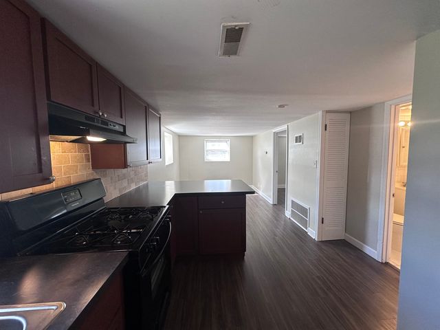 3301 N Ozanam Avenue, Chicago, IL 60634