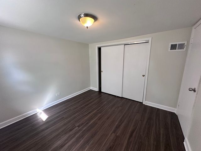 3301 N Ozanam Avenue, Chicago, IL 60634