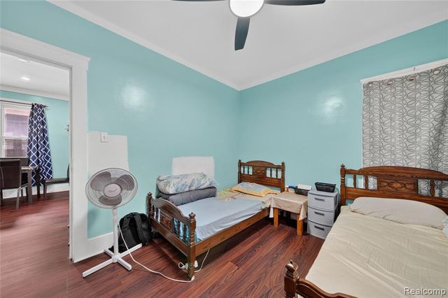 3844 Caniff Street, Hamtramck, MI 48212