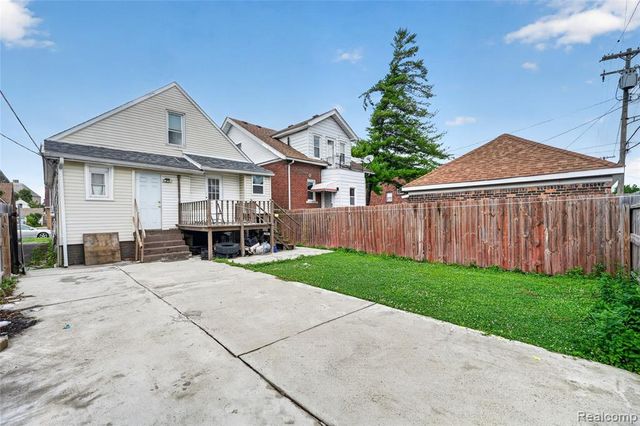 3844 Caniff Street, Hamtramck, MI 48212