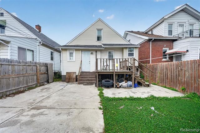 3844 Caniff Street, Hamtramck, MI 48212