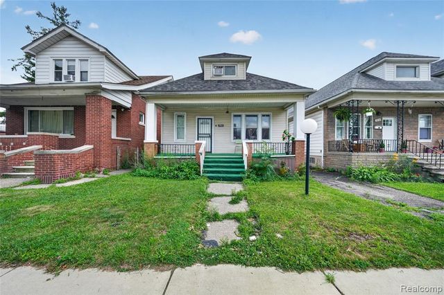 3844 Caniff Street, Hamtramck, MI 48212