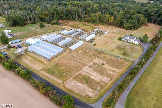 22 Biser Rd, Delaware Twp., NJ 08822