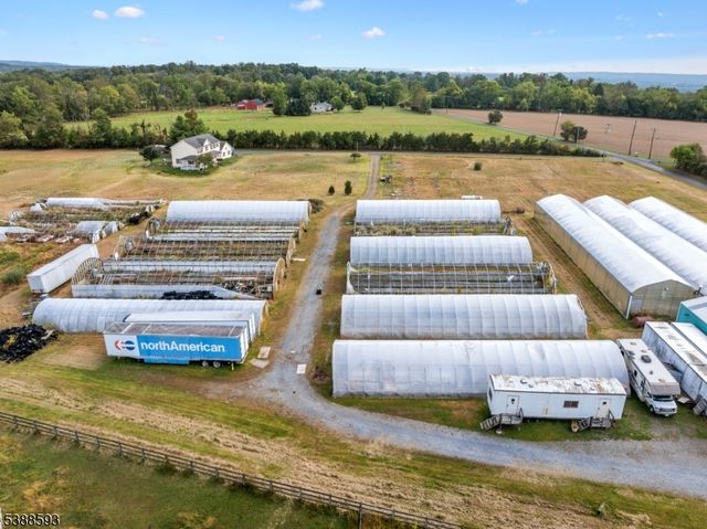 22 Biser Rd, Delaware Twp., NJ 08822