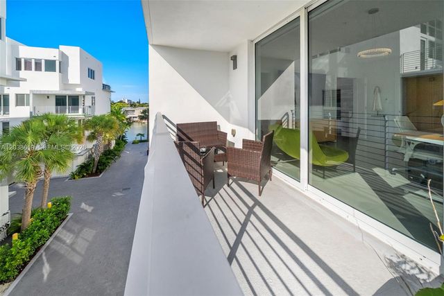 39 N Shore Dr, Miami Beach, FL 33141