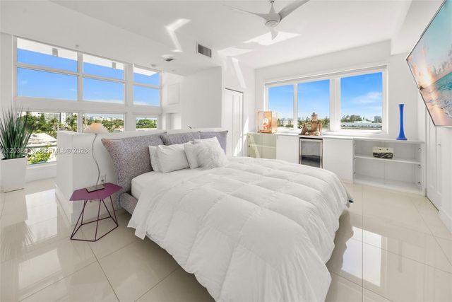 39 N Shore Dr, Miami Beach, FL 33141