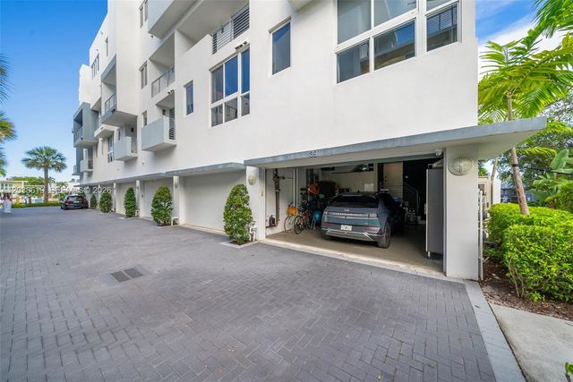 39 N Shore Dr, Miami Beach, FL 33141