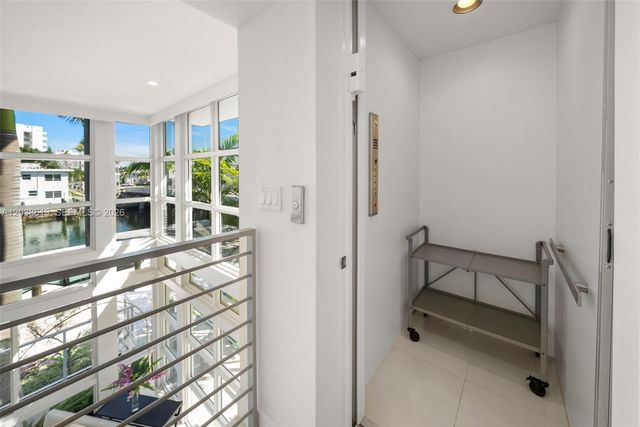 39 N Shore Dr, Miami Beach, FL 33141