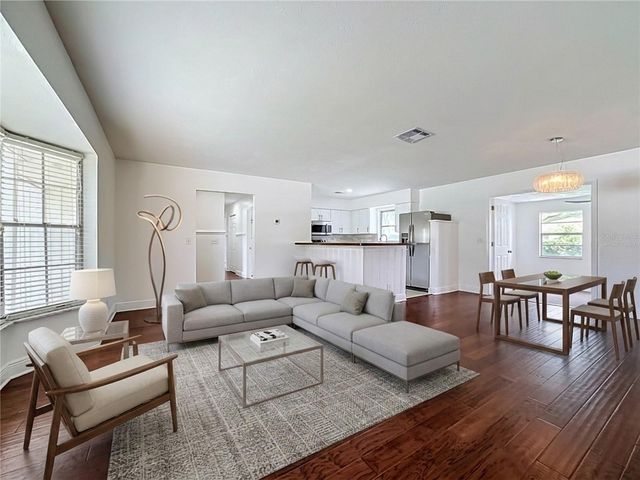 514 W HILDA DRIVE, Brandon, FL 33510