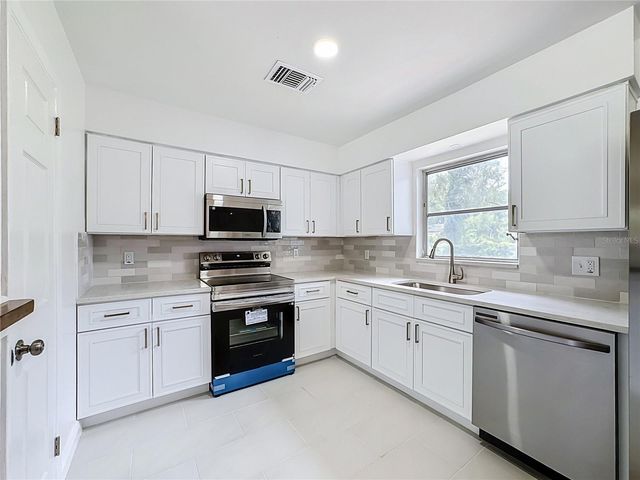 514 W HILDA DRIVE, Brandon, FL 33510