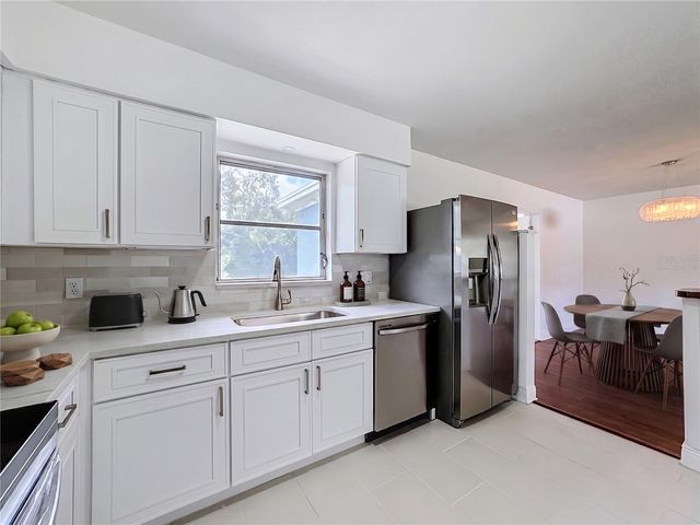 514 W HILDA DRIVE, Brandon, FL 33510