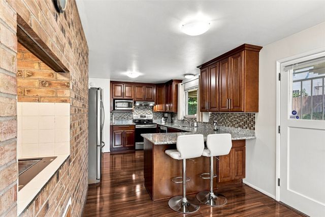 4910 19th Avenue S, Seattle, WA 98108