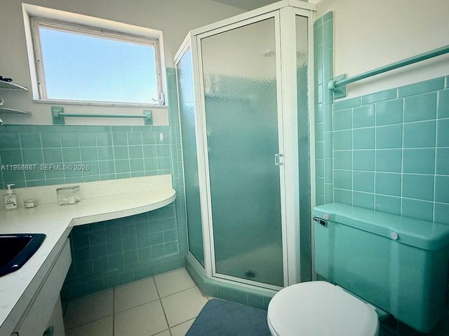 3205 Liberty St, Hollywood, FL 33021