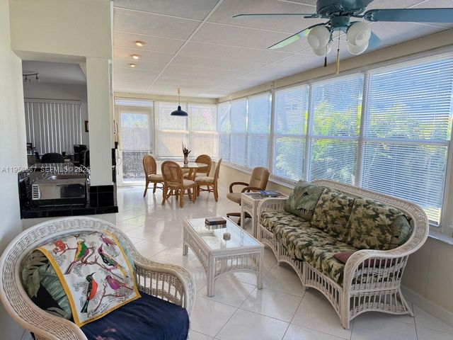 3205 Liberty St, Hollywood, FL 33021