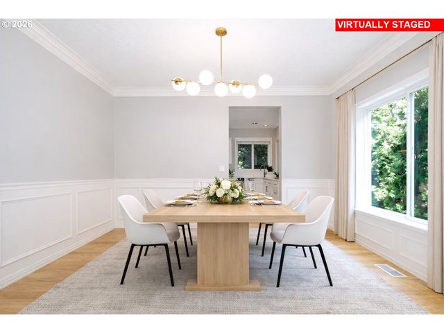 2011 Nw NEW HOPE Ct, Portland, OR 97229