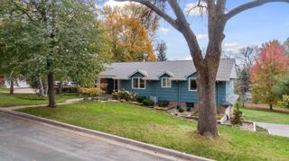 6015 Saxony Road, Edina, MN 55436