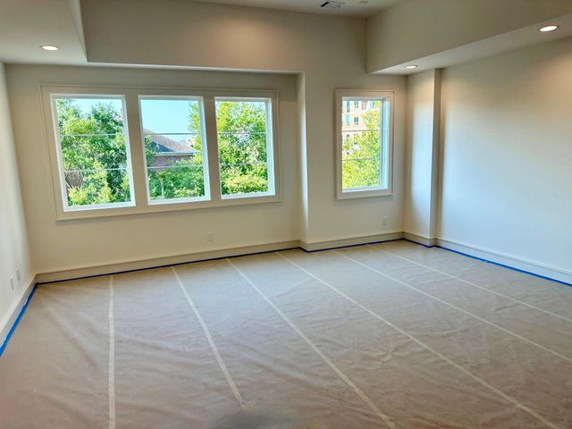 2434 Quenby Street, Houston, TX 77005