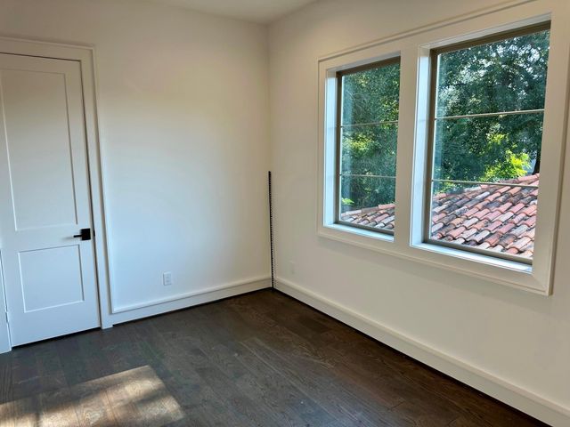 2434 Quenby Street, Houston, TX 77005