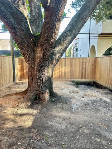 2434 Quenby Street, Houston, TX 77005