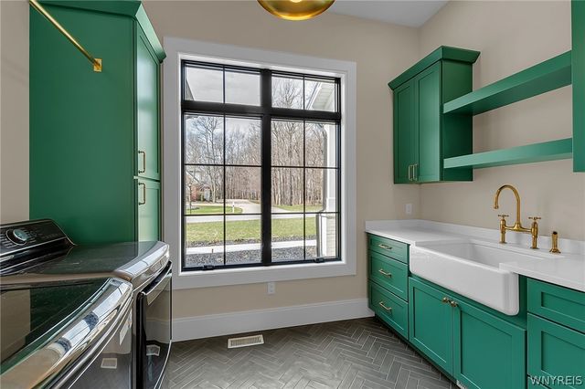 4975 Spaulding Drive, Clarence, NY 14031