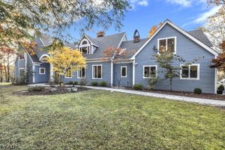 738 Ridge Rd, Kinnelon Boro, NJ 07405