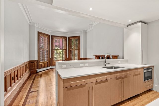 214 Commonwealth Avenue 1, Boston, MA 02116