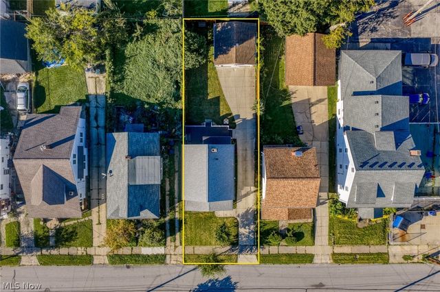 3606 Stickney Avenue, Cleveland, OH 44109