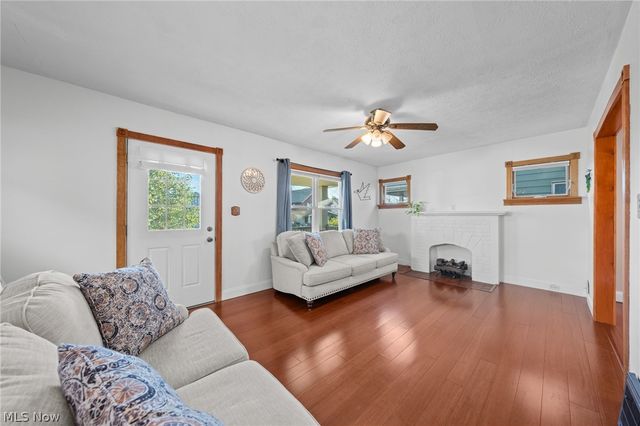 3606 Stickney Avenue, Cleveland, OH 44109