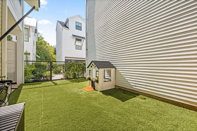 506 W Cottage Street A, Houston, TX 77009